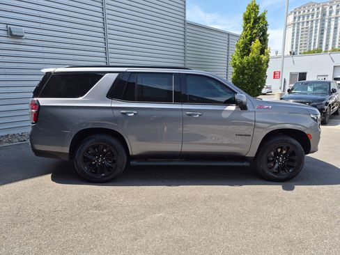 Used 2022 Chevrolet Tahoe Z71 w/ Z71 Off-Road Package AWD/4WD image 2