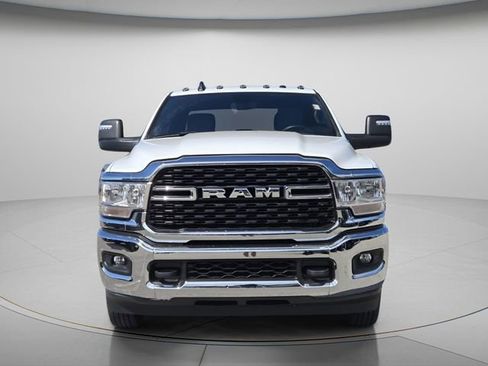 Used 2024 RAM 3500 Big Horn AWD/4WD image 5