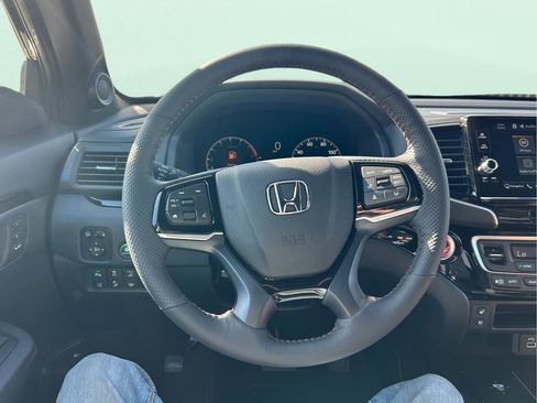 New 2026 Honda Ridgeline Black Edition image 16