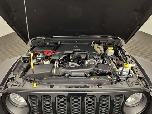 Used 2020 Jeep Gladiator Rubicon AWD/4WD image 32