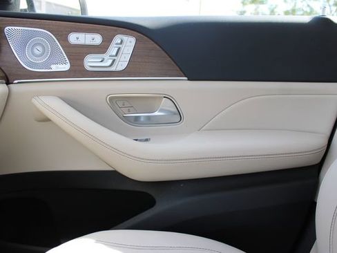 Used 2022 Mercedes-Benz GLE 350 4MATIC image 19