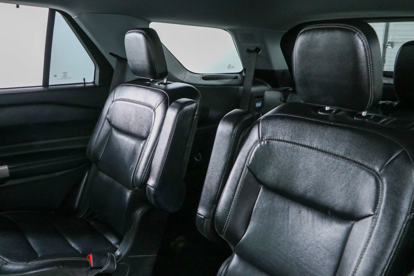 Used 2023 Ford Explorer Limited RWD image 24