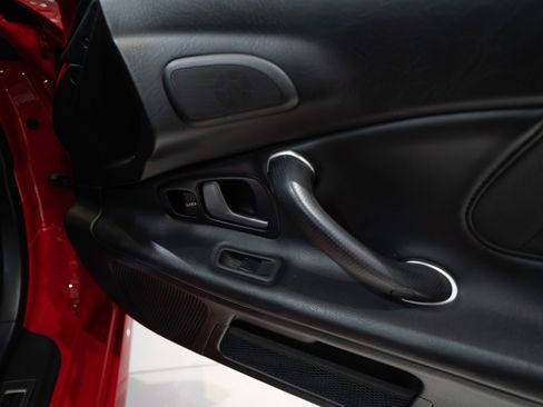 Used 2004 Honda S2000 image 22