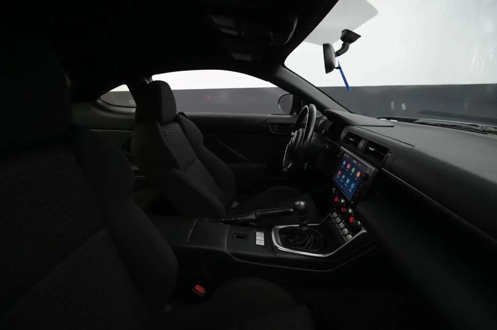 Used 2022 Toyota GR86 w/ ALL Weather Mat Package (TMS) RWD image 41