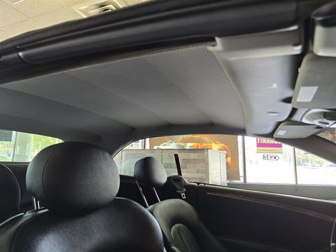 Used 2004 Mercedes-Benz CLK 320 Cabriolet image 22