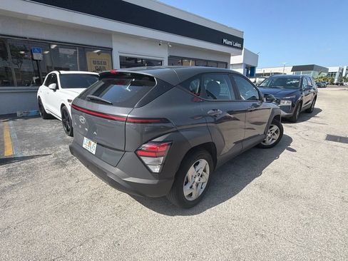 Used 2024 Hyundai Kona SE FWD image 4
