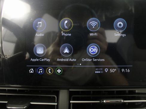 New 2026 Chevrolet Trax RS w/ Sunroof Package image 4