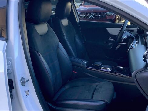 Used 2019 Mercedes-Benz A 220 image 8