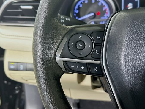 Used 2021 Toyota Camry LE FWD image 16