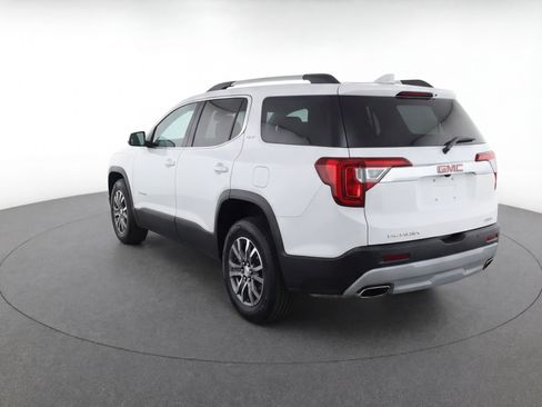 Used 2023 GMC Acadia SLT AWD/4WD image 6