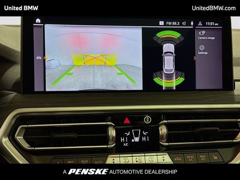 Used 2024 BMW X4 xDrive30i w/ M Sport Package image 9