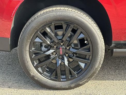 New 2026 GMC Yukon XL Denali w/ Sun & Power Step Package image 34