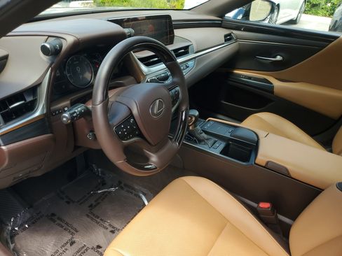 Used 2021 Lexus ES 350 w/ Premium Package FWD image 15