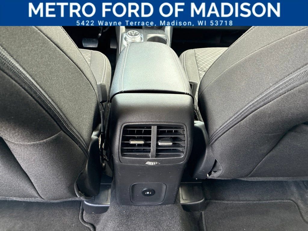 Used 2024 Ford Escape Active AWD/4WD image 13