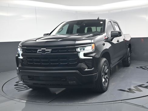 Used 2022 Chevrolet Silverado 1500 RST AWD/4WD image 11