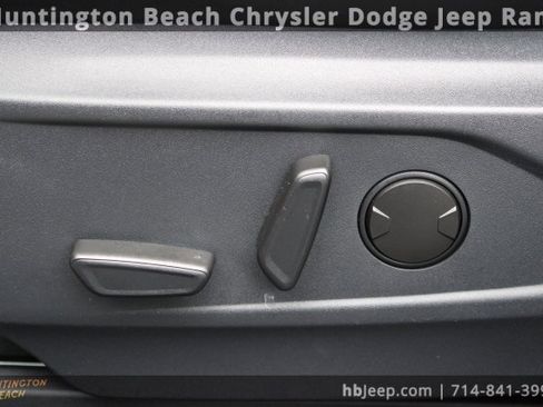 Used 2021 Ford Mustang Mach-E Premium image 30