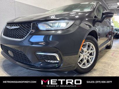 Used 2022 Chrysler Pacifica Touring-L