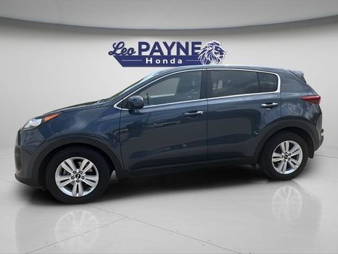 Used 2017 Kia Sportage LX image 3
