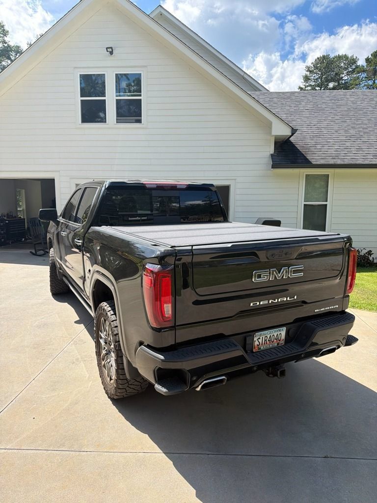 Used 2024 GMC Sierra 1500 Denali Ultimate AWD/4WD image 3