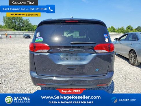 Used 2020 Chrysler Pacifica Limited w/ Advanced Safetytec Group FWD image 8