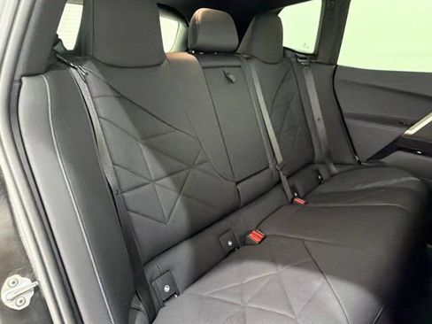 Used 2024 BMW iX xDrive50 w/ Sport Package AWD/4WD image 22