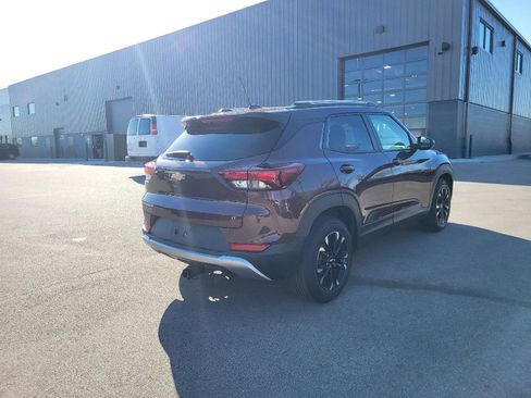 Used 2023 Chevrolet TrailBlazer LT image 3