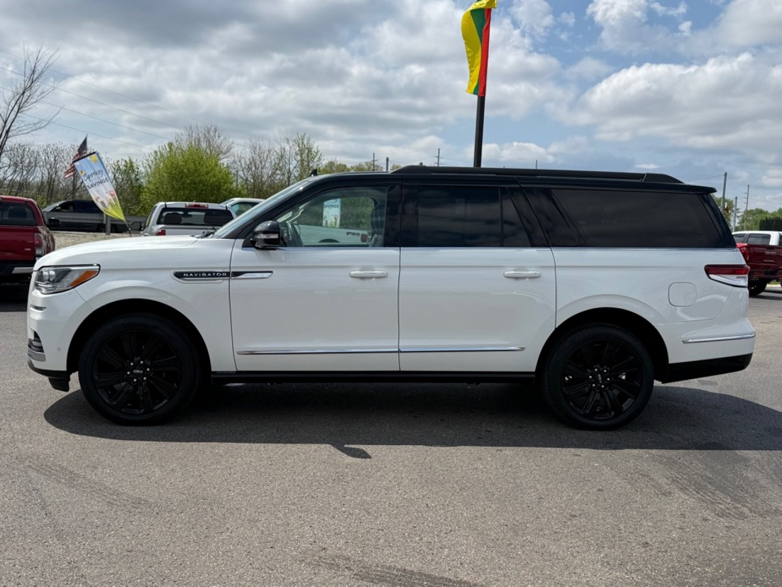 Used 2023 Lincoln Navigator L Black Label AWD/4WD image 5