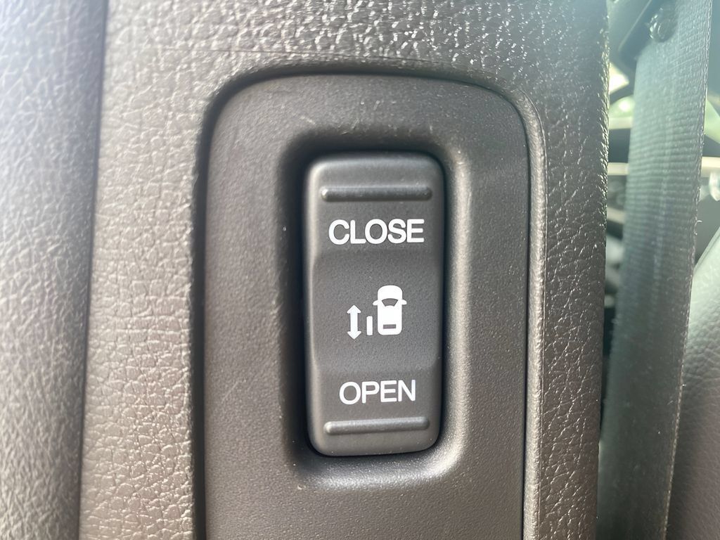 Used 2019 Honda Odyssey Elite image 20