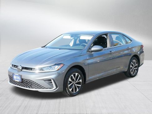Certified 2025 Volkswagen Jetta S image 3
