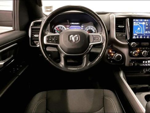 Used 2022 RAM 1500 Big Horn AWD/4WD image 6