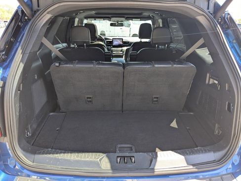 Used 2020 Ford Explorer Limited image 12