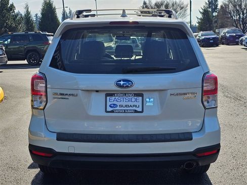 Used 2017 Subaru Forester 2.5i Limited w/ Popular Package #2 image 6