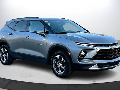 Used 2024 Chevrolet Blazer LT w/ Convenience Package image 2