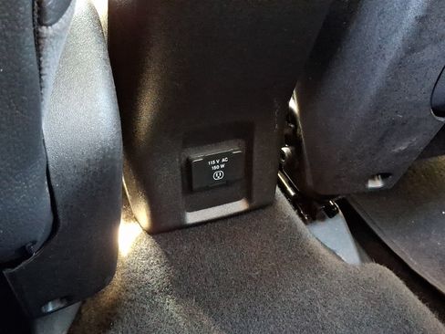 Used 2016 Jeep Renegade Limited AWD/4WD image 13
