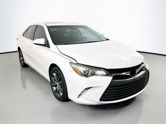 Used 2017 Toyota Camry XSE video 1