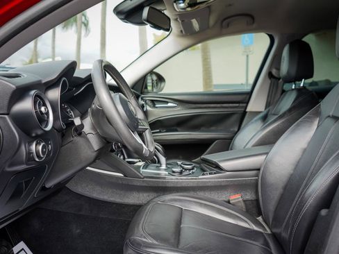 Used 2018 Alfa Romeo Stelvio Base w/ Cold Weather Package image 7