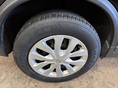 Used 2020 Nissan Rogue S image 10