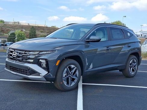 New 2026 Hyundai Tucson SEL image 2