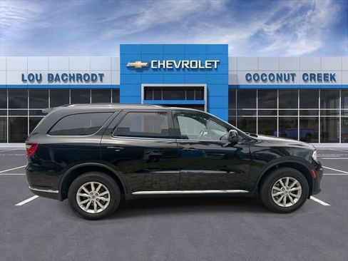 Used 2023 Dodge Durango SXT AWD/4WD image 9