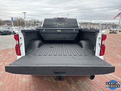 Used 2023 Chevrolet Silverado 2500 High Country w/ Z71 Off-Road Package image 29