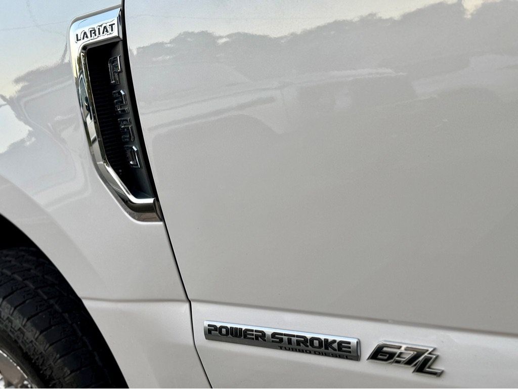 Used 2018 Ford F250 Lariat w/ Chrome Package AWD/4WD image 30