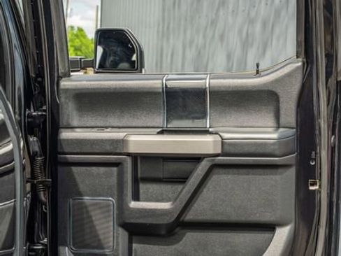 Used 2020 Ford F250 Platinum w/ Tremor Off-Road Package image 39