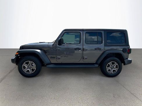 Used 2022 Jeep Wrangler Unlimited Sport AWD/4WD image 7