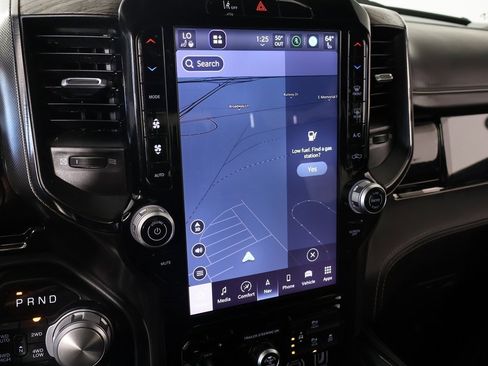 Used 2025 RAM 1500 Limited w/ Off Road Group image 7