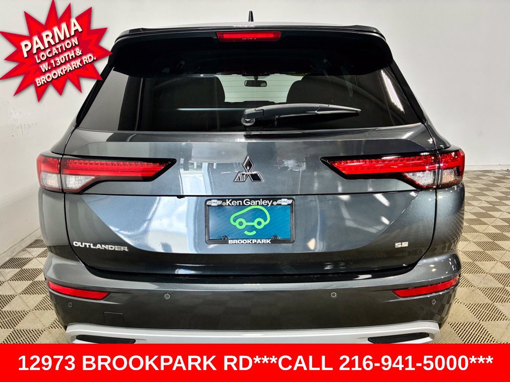 Used 2024 Mitsubishi Outlander FWD image 5