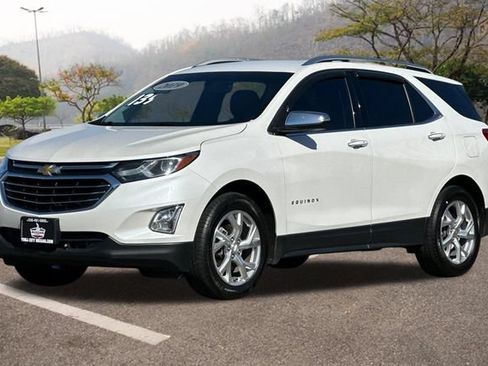 Used 2019 Chevrolet Equinox Premier AWD/4WD image 8