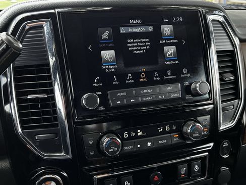 Used 2023 Nissan Titan Platinum Reserve w/ Moonroof Package RWD image 19