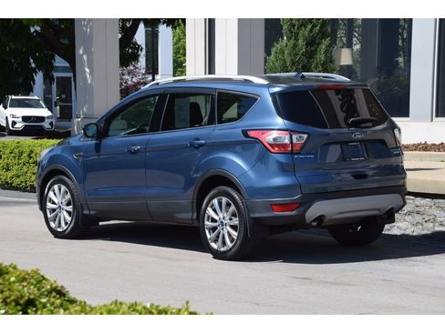 Used 2018 Ford Escape Titanium FWD image 6
