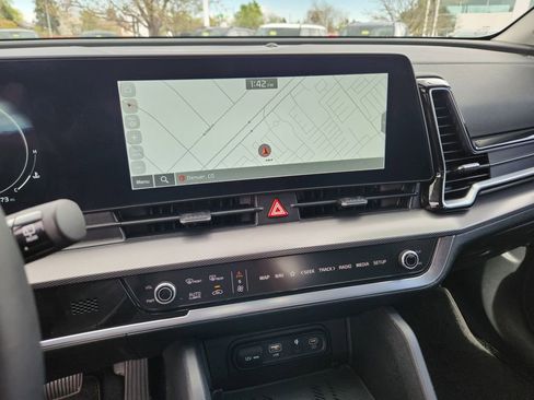 Certified 2025 Kia Sportage SX FWD image 23