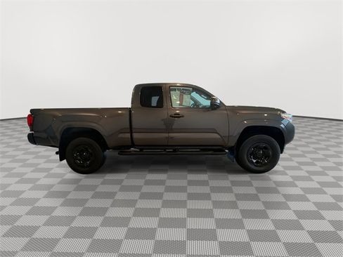 Used 2023 Toyota Tacoma SR image 12